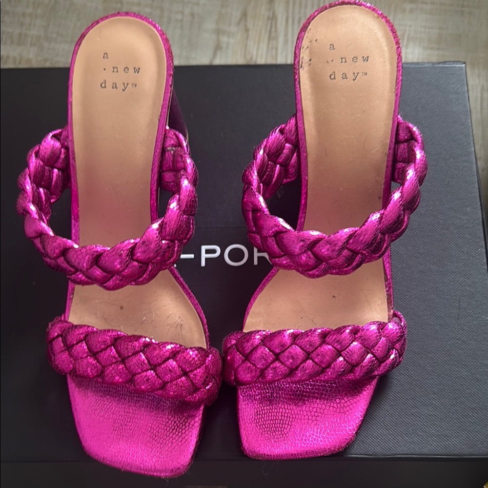 Women's Metallic Pink Braided Heels